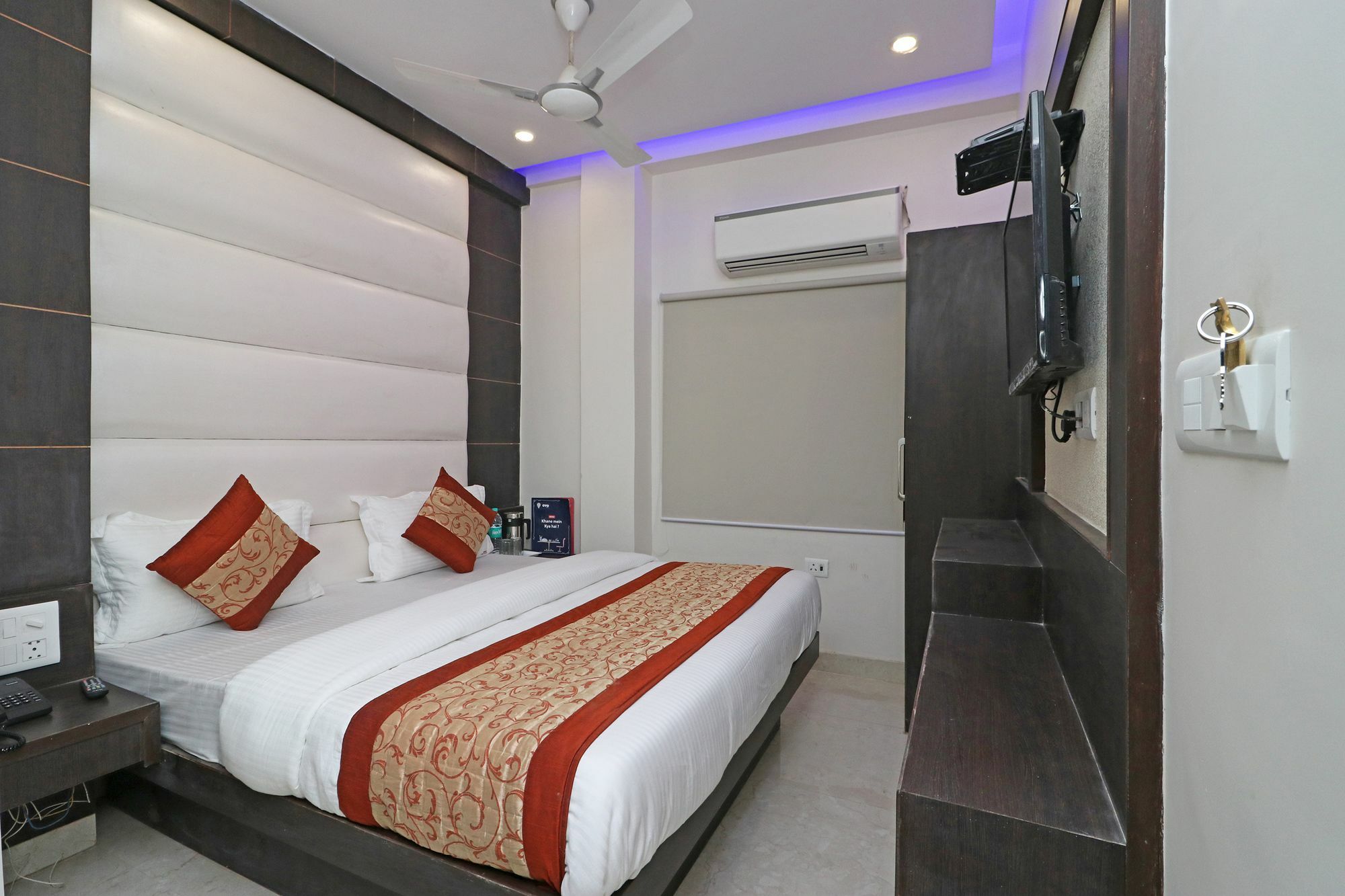 Oyo 11593 Hotel Aman Guest House New Delhi Exterior photo